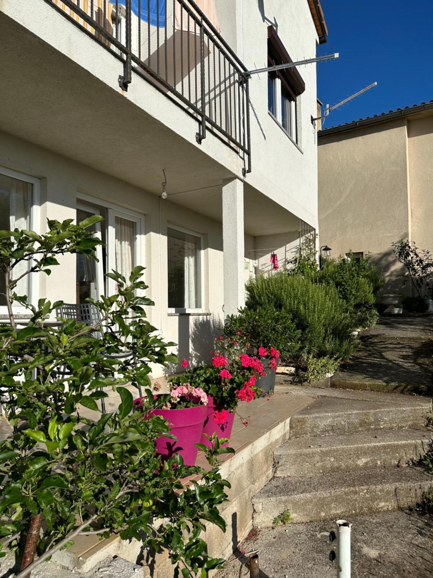 Villa Beba - Apartments Сень Экстерьер фото
